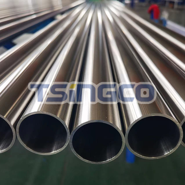 Stainless Steel Seamless Tubes, Pipes & U-tubes