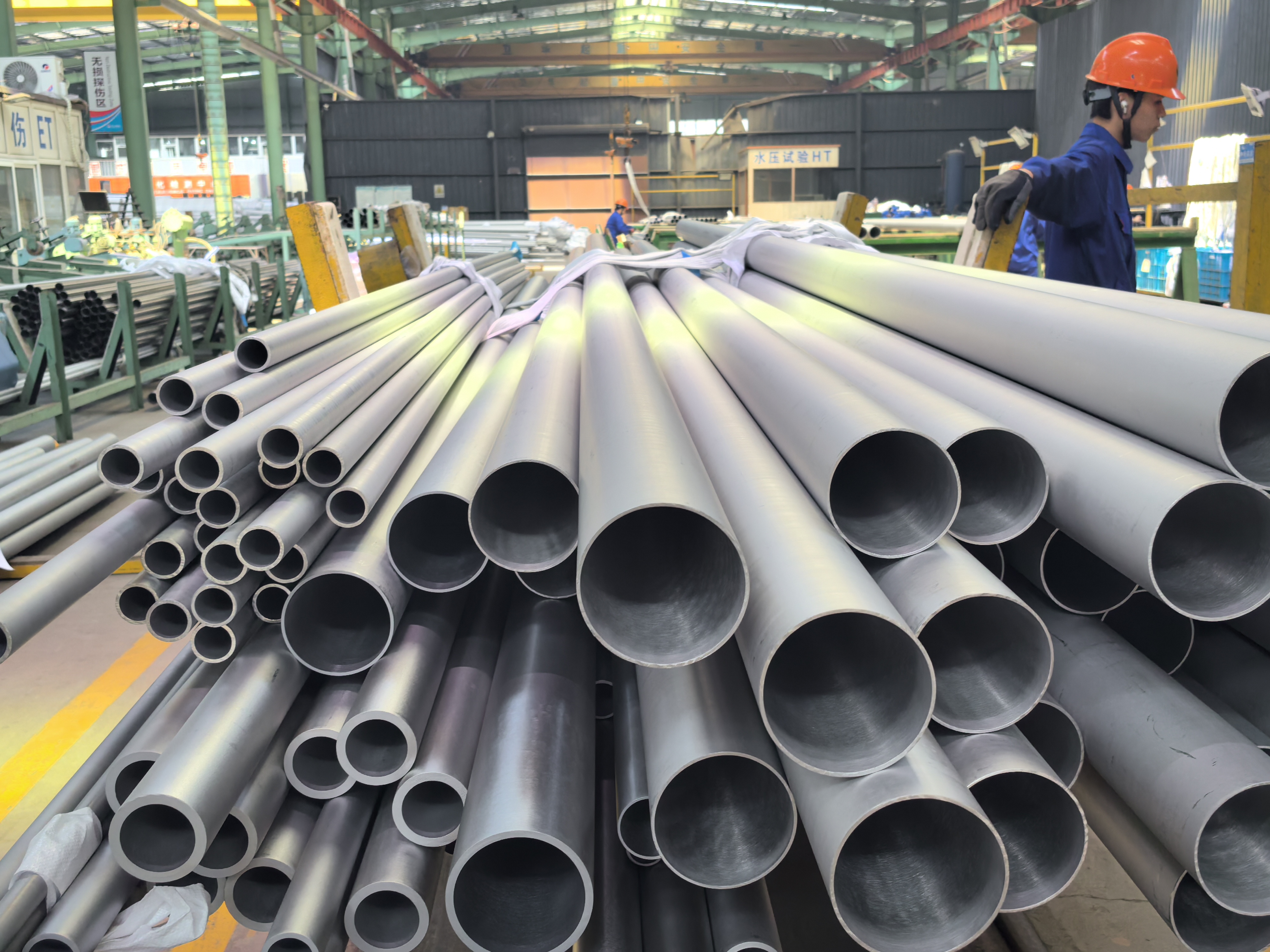 Durable Using DN100 Eddy Test Sch120 En10204 Austenitic Steel Piping for Industry Machinery